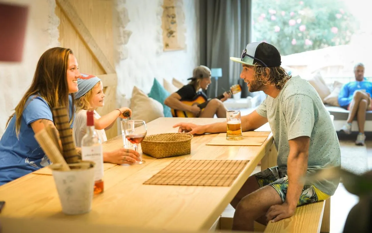 Wellenkind Surfschool Hostel La Pared  Spain